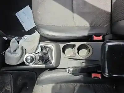 Veicolo di demolizione kia ceed sw (ed) 1.6 crdi 90 dell'anno 2007 alimentato d4fb