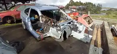 Veículo de Sucata bmw 3 coupé (e92) 320 d do ano 2009 alimentado n47 d20 c