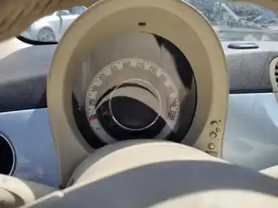 Veículo de Sucata fiat 500 (312_) 1.2 (312axa1a) do ano 2011 alimentado 169 a4.000