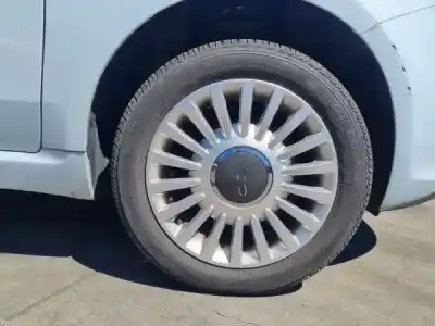 Veículo de Sucata fiat 500 (312_) 1.2 (312axa1a) do ano 2011 alimentado 169 a4.000