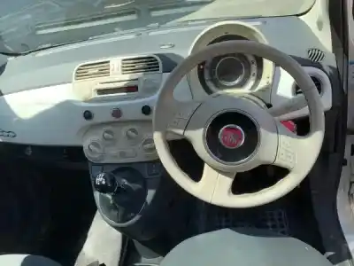 Veículo de Sucata fiat 500 (312_) 1.2 (312axa1a) do ano 2010 alimentado 169 a4.000
