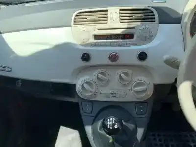 Veículo de Sucata fiat 500 (312_) 1.2 (312axa1a) do ano 2010 alimentado 169 a4.000