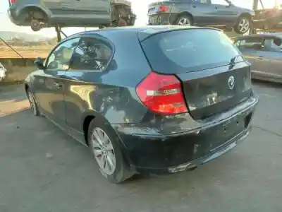 Veículo de Sucata bmw 1 (e81) 118 d do ano 2010 alimentado n47 d20 c