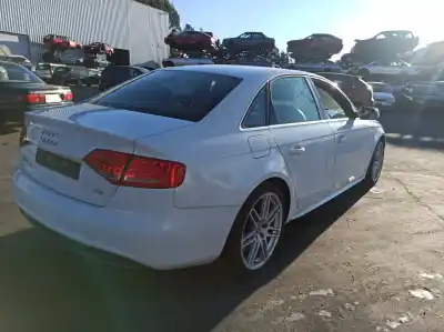 Здавання транспортного засобу audi a4 b8 (8k2) 2.0 tdi року 2011 потужний 