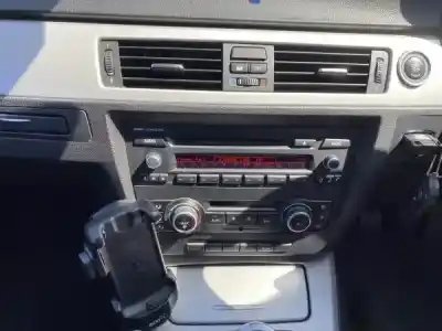 Veículo de Sucata bmw 3 touring (e91) 318 d do ano 2010 alimentado n47 d20 c