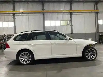 Scrapping Vehicle bmw 3 touring (e91) 320 d of the year 2021 powered n47 d20 c