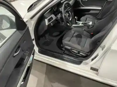 Scrapping Vehicle bmw 3 touring (e91) 320 d of the year 2021 powered n47 d20 c