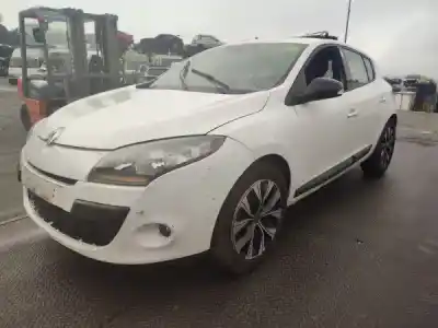 Hurda Aracı RENAULT MEGANE III FASTBACK (BZ0/1_, B3_) 1.5 DCI (BZ0C) Yılın 2011 güçlü K9K 834