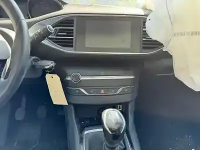 Здавання транспортного засобу peugeot 308 sw ii (lc_, lj_, lr_, lx_, l4_) 1.5 bluehdi 130 року 2019 потужний yhz (dv5rc)