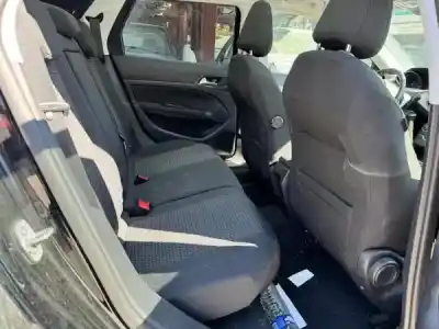 Здавання транспортного засобу peugeot 308 sw ii (lc_, lj_, lr_, lx_, l4_) 1.5 bluehdi 130 року 2019 потужний yhz (dv5rc)