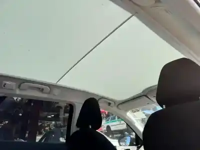 Здавання транспортного засобу peugeot 308 sw ii (lc_, lj_, lr_, lx_, l4_) 1.5 bluehdi 130 року 2019 потужний yhz (dv5rc)