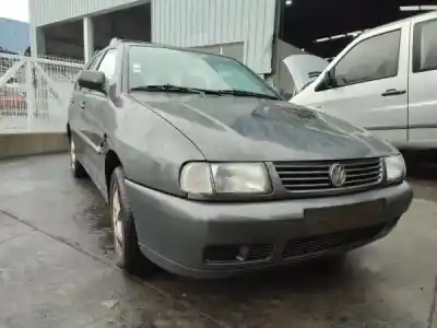 Veículo de Sucata volkswagen polo variant (6v5) 60 1.4 do ano 1998 alimentado aex