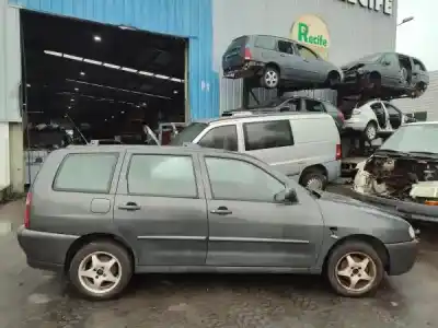 Veículo de Sucata volkswagen polo variant (6v5) 60 1.4 do ano 1998 alimentado aex
