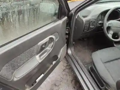 Veículo de Sucata volkswagen polo variant (6v5) 60 1.4 do ano 1998 alimentado aex