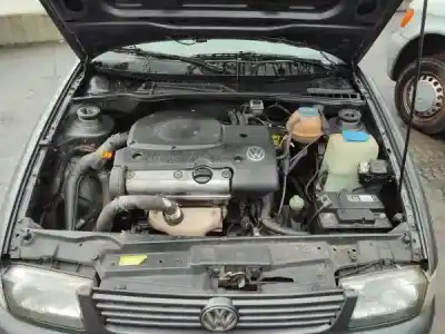 Veículo de Sucata volkswagen polo variant (6v5) 60 1.4 do ano 1998 alimentado aex