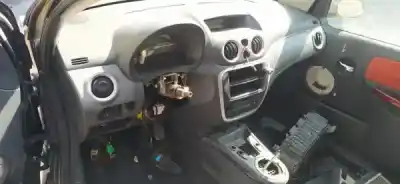 Veículo de Sucata citroen c2 (jm_) 1.4 hdi do ano 2000 alimentado 