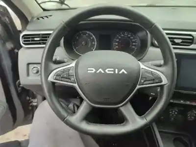 Veículo de Sucata dacia duster (hm_) 1.5 dci 115 (hmad) do ano 2023 alimentado k9k 872