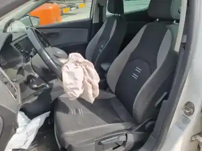 Здавання транспортного засобу seat leon (5f1) 1.5 tgi року 2018 потужний dhfa