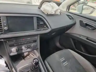 Здавання транспортного засобу seat leon (5f1) 1.5 tgi року 2018 потужний dhfa