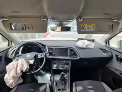 Здавання транспортного засобу seat leon (5f1) 1.5 tgi року 2018 потужний dhfa