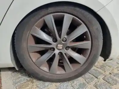 Здавання транспортного засобу seat leon (5f1) 1.5 tgi року 2018 потужний dhfa