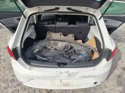 Здавання транспортного засобу seat leon (5f1) 1.5 tgi року 2018 потужний dhfa