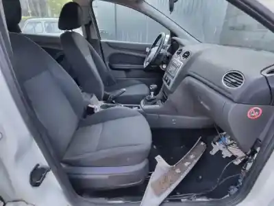 Veicolo di demolizione ford focus ii (da_, hcp, dp) 2.0 tdci dell'anno 2023 alimentato 