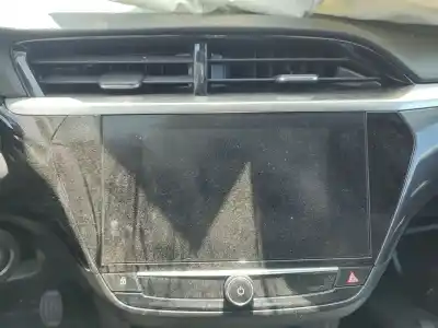 Veicolo di demolizione opel corsa f 1.2 101 cv / 74 kw dell'anno 2023 alimentato 