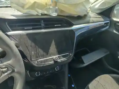 Veicolo di demolizione opel corsa f 1.2 101 cv / 74 kw dell'anno 2023 alimentato 