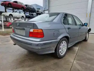 Scrapping Vehicle bmw 3 (e36) 318 i of the year 2005 powered m43 b18 (184e2)