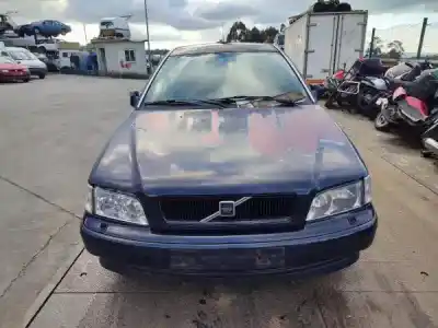 Veículo de Sucata volvo v40 combi (vw) 1.9 td gasóleo 1997 5p do ano 1998 alimentado d 4192 t