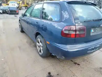 Veículo de Sucata volvo v40 combi (vw) 1.9 td gasóleo 1997 5p do ano 1998 alimentado d 4192 t