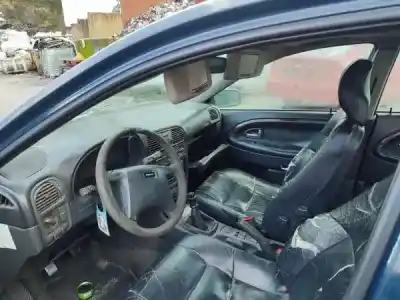 Veículo de Sucata volvo v40 combi (vw) 1.9 td gasóleo 1997 5p do ano 1998 alimentado d 4192 t