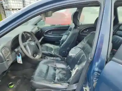 Veículo de Sucata volvo v40 combi (vw) 1.9 td gasóleo 1997 5p do ano 1998 alimentado d 4192 t