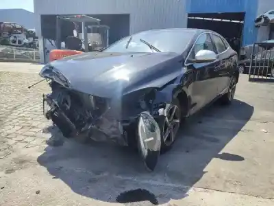 Здавання транспортного засобу VOLVO V40 HATCHBACK (525) D2 року 2025 потужний D 4204 T13|D 4204 T8