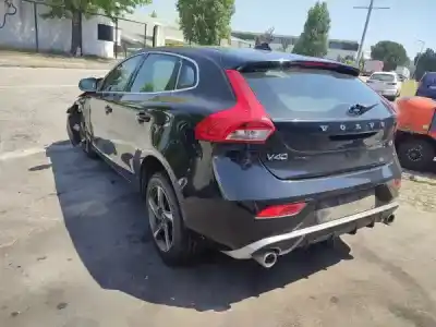 Здавання транспортного засобу volvo v40 hatchback (525) d2 року 2025 потужний d 4204 t13|d 4204 t8
