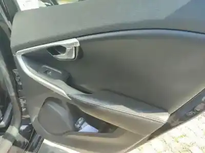 Здавання транспортного засобу volvo v40 hatchback (525) d2 року 2025 потужний d 4204 t13|d 4204 t8