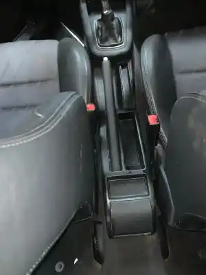 Здавання транспортного засобу audi a3 (8l1) 122 (bj10_) gasóleo 0 року 2002 потужний asz