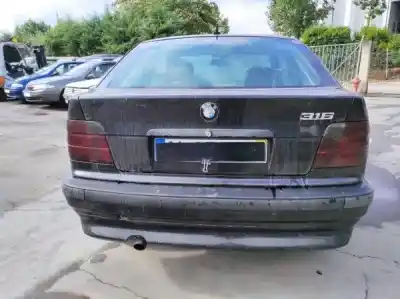 Scrapping Vehicle bmw 3 compact (e36) 316 i of the year 1995 powered m43 b16 (164e2)