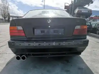 Scrapping Vehicle bmw 3 (e36) 316 i of the year 2005 powered 