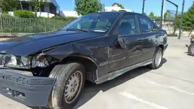 Scrapping Vehicle bmw 3 (e36) 318 i of the year 2021 powered m40 b18 (184e1)