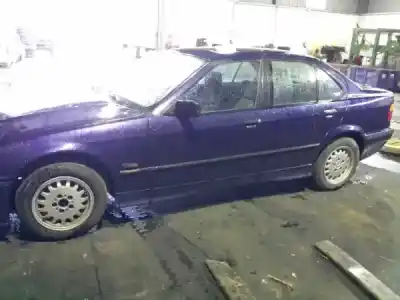 Veicolo di demolizione bmw 3 (e36) 318 i dell'anno 1995 alimentato m42 b18 (184s1)