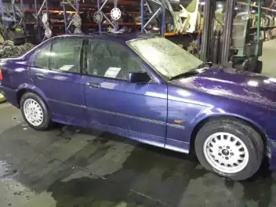 Veicolo di demolizione bmw 3 (e36) 318 i dell'anno 1995 alimentato m42 b18 (184s1)