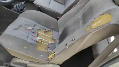 Veicolo di demolizione renault clio i (b/c57_, 5/357_) 1.2 (b/c/s57a b/c57s 5/357f 5/357j 5/357l 5/357r) dell'anno 1991 alimentato 