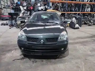 Здавання транспортного засобу renault clio ii (bb0/1/2_, cb0/1/2_) gasolina 1998 5p року 2001 потужний 