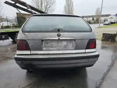 Veículo de Sucata bmw 3 touring (e36) 318 tds do ano 1997 alimentado m41 d17 (174t1)