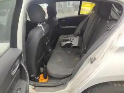 Veículo de Sucata bmw 1 (f20) 116 d do ano 2012 alimentado n47 d16 a