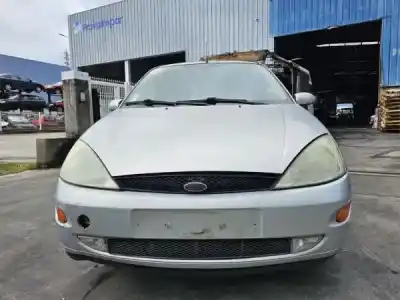Veicolo di demolizione ford focus i (daw, dbw) 1.8 turbo di / tddi dell'anno 2001 alimentato 