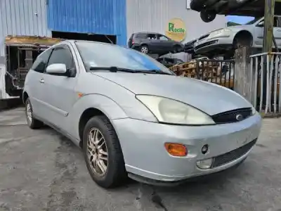Veicolo di demolizione ford focus i (daw, dbw) 1.8 turbo di / tddi dell'anno 2001 alimentato 
