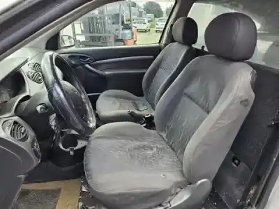 Veicolo di demolizione ford focus i (daw, dbw) 1.8 turbo di / tddi dell'anno 2001 alimentato 